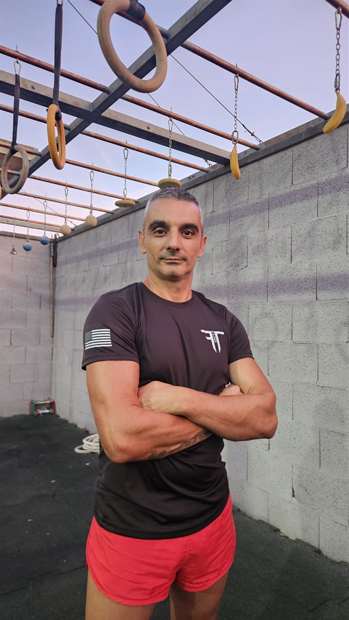 Giuseppe Spiga, istruttore di Calisthenics e Military Obstacle Race di Fierce Training a Cagliari